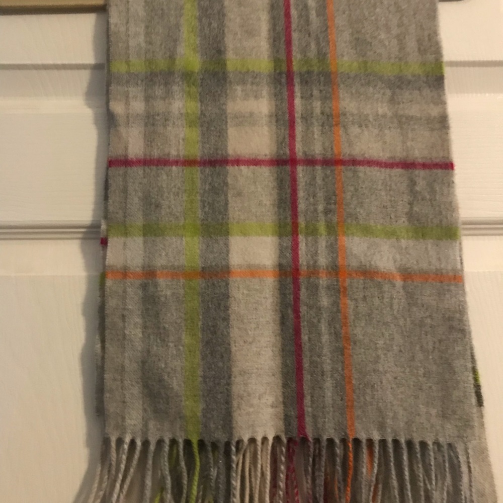 100% cashmere scarf